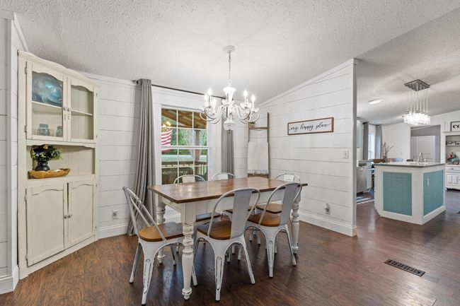 216 Mill Creek Meadow Rd, House other with 3 bedrooms, 2 bathrooms and null parking in Pottsboro TX | Image 17
