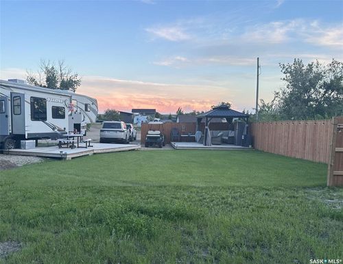 10 Dawn Way, Coteau Rm No. 255, SK, S0L2E0 | Card Image