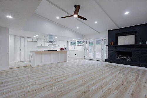 7310 Corta Calle Dr, Houston, TX, 77083-4007 | Card Image