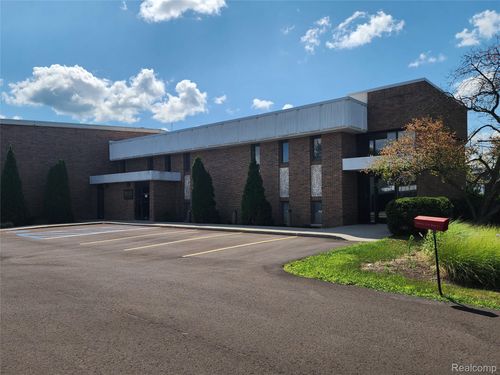 3800 Capital City Blvd, Lansing, MI, 48906-2177 | Card Image
