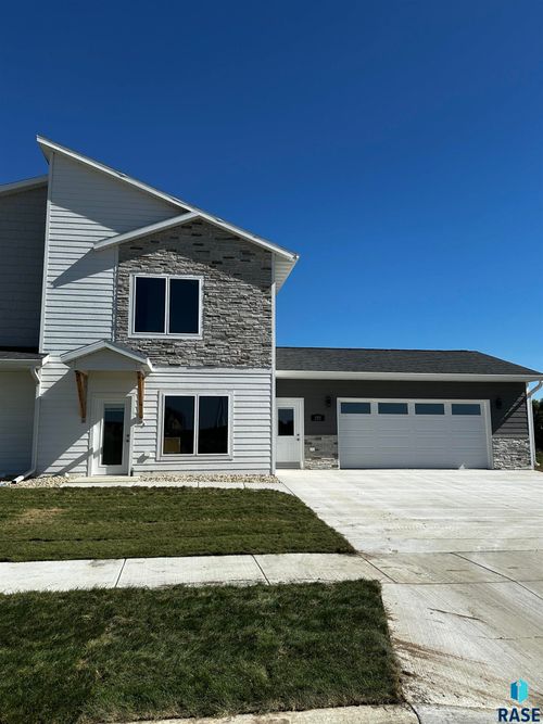 222 Ivy Ln, Crooks, SD, 57020 | Card Image