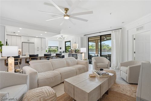 101-9476 Napoli Ln, NAPLES, FL, 34113-8120 | Card Image