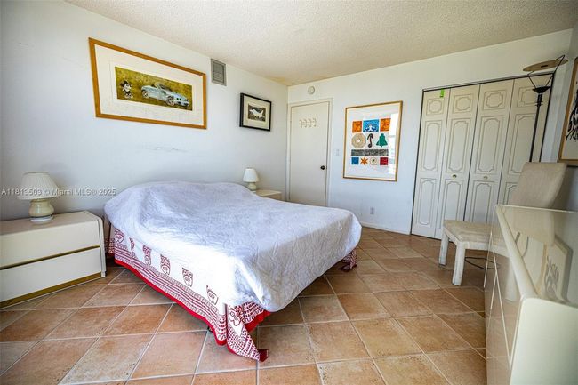 APT-1809 - 2841 N Ocean Blvd, Condo with 2 bedrooms, 2 bathrooms and null parking in Fort Lauderdale FL | Image 11