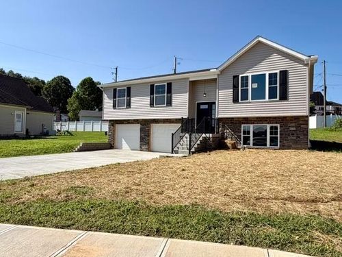 936 Hobart Ave, Logan, OH, 43138-2820 | Card Image
