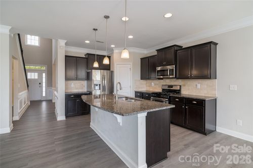 118 Margo Ln, Statesville, NC, 28677-9808 | Card Image