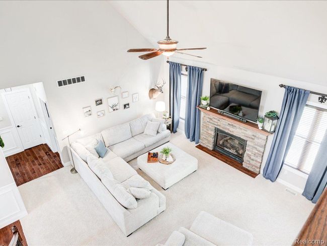 353 Pine River Rd, House other with 5 bedrooms, 4 bathrooms and null parking in Kimball MI | Image 5