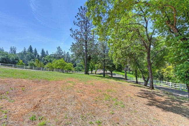 285 Fairidge Dr, House other with 4 bedrooms, 3 bathrooms and null parking in Applegate CA | Image 53