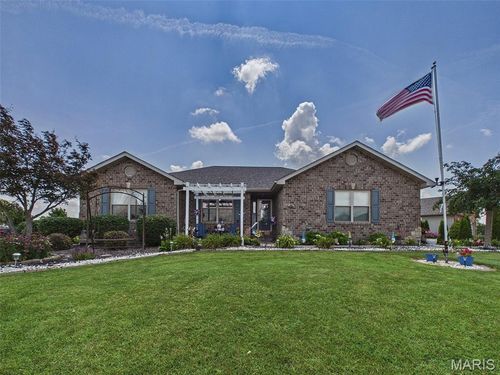 200 Baneberry Dr, Highland, IL, 62249-2880 | Card Image