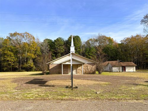 1515 Highway 9, Summerfield, LA, 71079-7947 | Card Image