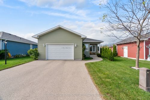 17 Huron Heights Dr, Goderich, ON, N7A0B1 | Card Image