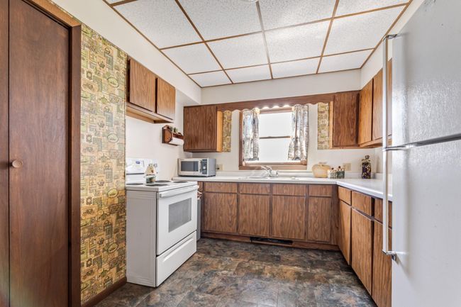 Lower Level kitchen- once a duplex with separate entries. Can be converted back to a duplex. | Image 21