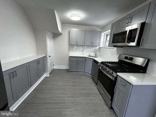 6388 Martins Mill Rd, PHILADELPHIA, PA, 19111-5357 | Card Image