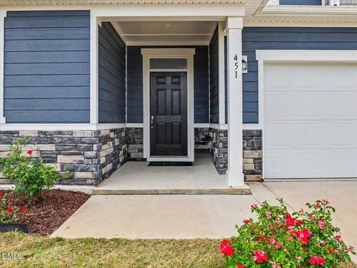 451 John Stark Dr, Fuquay-Varina, NC, 27526-3452 | Card Image