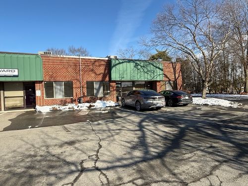 482 High Plain St, Walpole, MA, 02081-4250 | Card Image