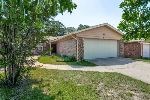 508 Billie Ruth Ln, Hurst, TX, 76053-5419 | Card Image
