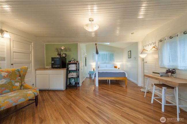 2579 W Shore Drive, House other with 8 bedrooms, 11 bathrooms and null parking in Lummi Island WA | Image 23