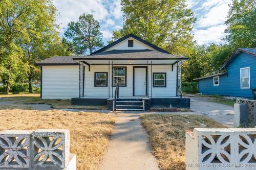 12 E Mill Ave, Sapulpa, OK, 74066-5626 | Card Image