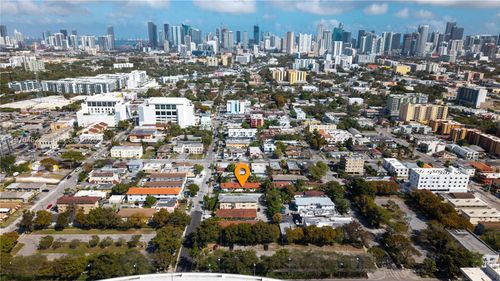 apt-5-1330 Nw 5th St, Miami, FL, 33125-4734 | Card Image