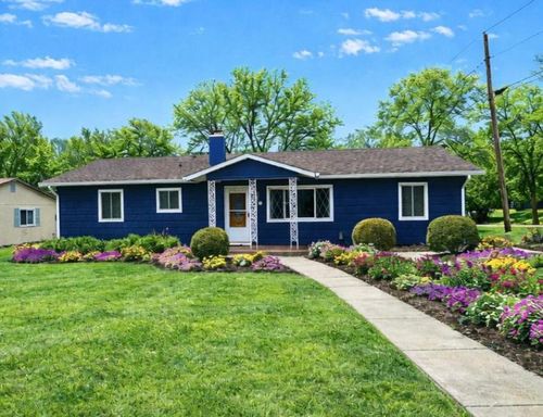 5508 S Stough St, Hinsdale, IL, 60521-5127 | Card Image