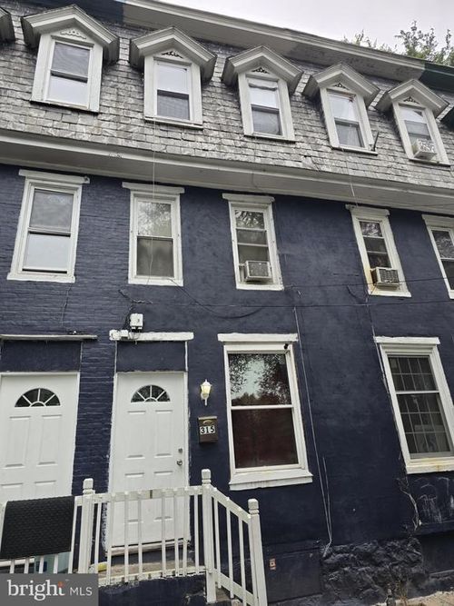 315 Evergreen St, HARRISBURG, PA, 17104-1719 | Card Image