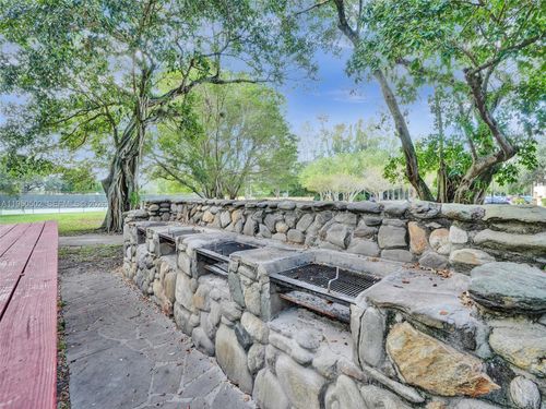 apt-102-9451 Live Oak Pl, Davie, FL, 33324-4722 | Card Image