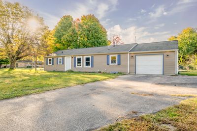 150 Hunter Drive, House other with 4 bedrooms, 1 bathrooms and null parking in Benton Harbor MI | Image 2