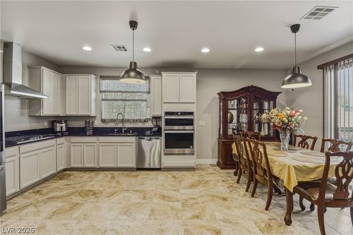 230 Pivot Ave, North Las Vegas, NV, 89031-6908 | Card Image