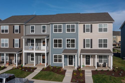 104 Colony Ave, Daleville, VA, 24083-3006 | Card Image