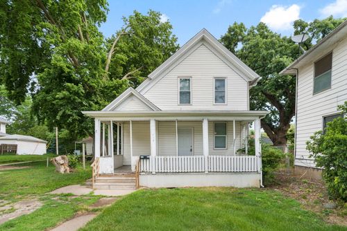 712 E 15th St, Davenport, IA, 52803-4210 | Card Image