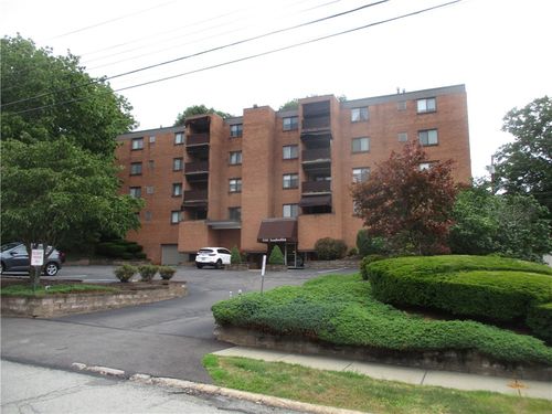 203-416 Isabella St, Oakmont, PA, 15139 | Card Image