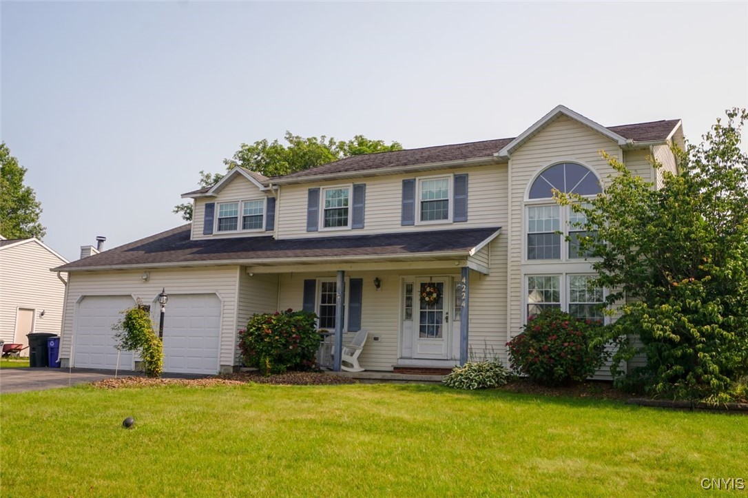 Streamwood Dr, Liverpool, NY 13090