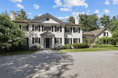 18 Oregon Rd, Mount Kisco, NY, 10549-4709 | Card Image