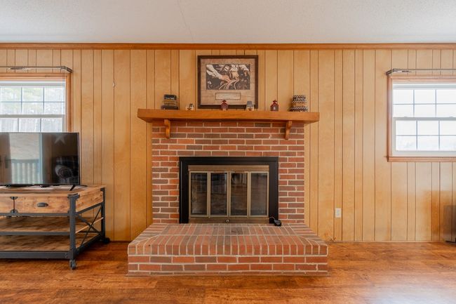 913 Kanawha Ridge Rd, House other with 3 bedrooms, 2 bathrooms and null parking in Dugspur VA | Image 8