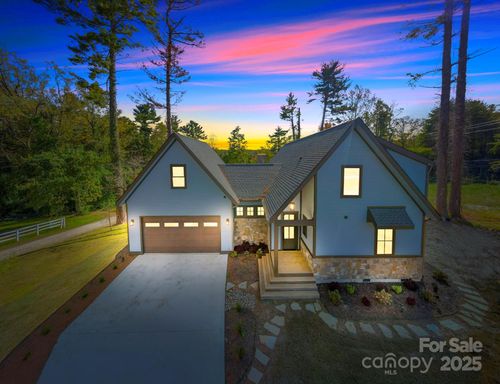 154 Osceola Rd, Hendersonville, NC, 28739-6371 | Card Image