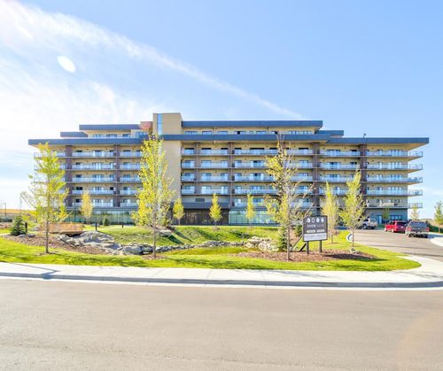 536-102 Scenic Drive N, Lethbridge, AB, T1H5L9 | Card Image