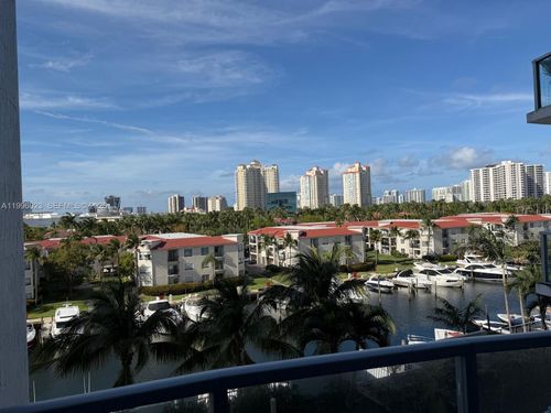 apt-508-3029 Ne 188th St, Miami, FL, 33180-2995 | Card Image