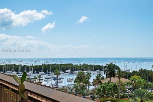 8e-2901 S Bayshore Dr, Coconut Grove, FL, 33133-6014 | Card Image