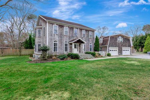 26 Box Tree Rd, East Quogue, NY, 11942-4003 | Card Image
