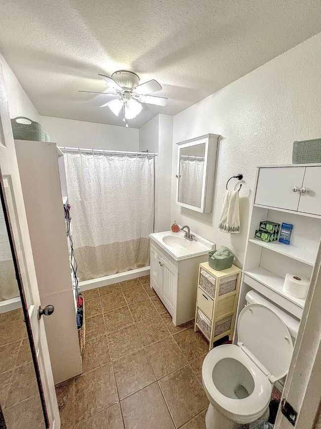 6861 County Road 4710, House other with 4 bedrooms, 2 bathrooms and null parking in Larue TX | Image 12