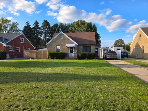 3624 E College Ave, Cudahy, WI, 53110-3010 | Card Image