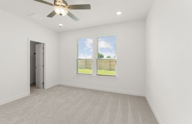 501 Madelines Meadow Ln, House other with 4 bedrooms, 2 bathrooms and 2 parking in Georgetown TX | Image 8