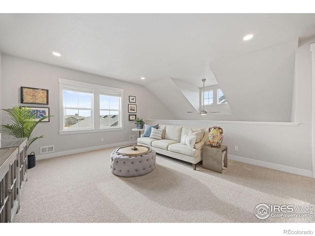 Additional Seating in Loft | Image 17