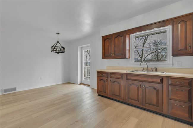 119 Chambers Dr, House other with 2 bedrooms, 2 bathrooms and 2 parking in Monaca PA | Image 4