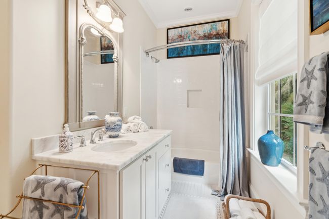 1612JohnFenwickLn-KeenEyeMarketing-053 | Image 22