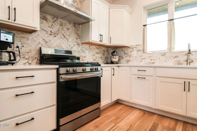 8127 Hawktree Dr, Townhouse with 3 bedrooms, 2 bathrooms and null parking in Bismarck ND | Image 6