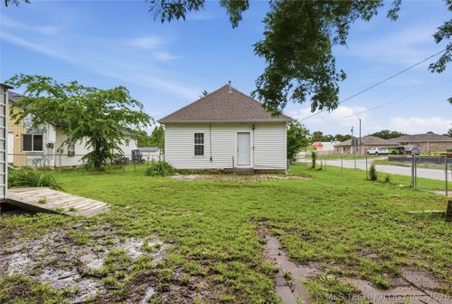 800 N Hodge St, Sapulpa, OK, 74066-2533 | Card Image