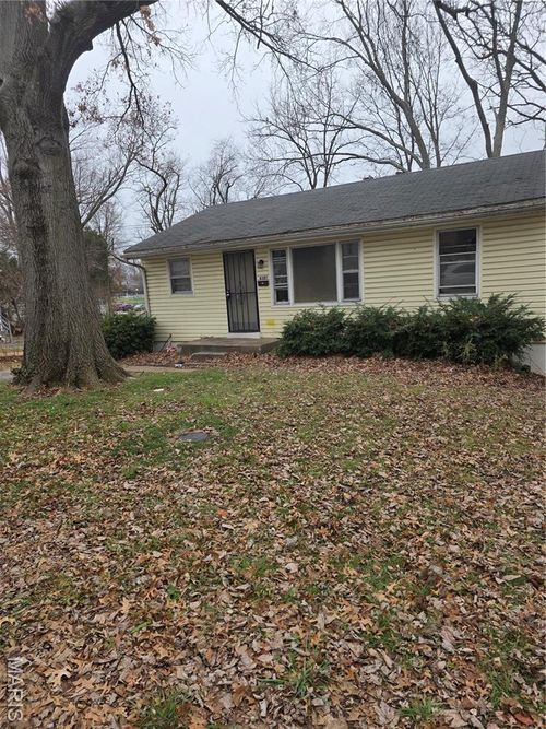 6301 Jefferson Ave, Saint Louis, MO, 63134-1831 | Card Image
