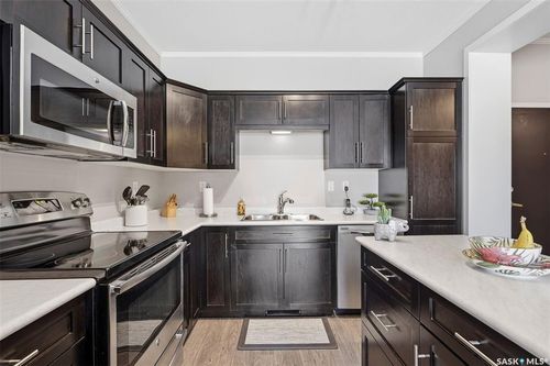 113-545 Hassard Close, Saskatoon, SK, S7L6V3 | Card Image