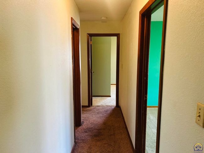 718 S 9 Th St, House other with 4 bedrooms, 2 bathrooms and null parking in Osage City KS | Image 14