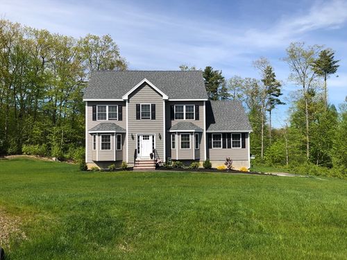 17 Blaisdell, Raymond, NH, 03077 | Card Image